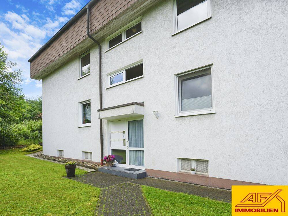 Attraktive, helle Etagenwohnung – für Sie frisch renoviert!, 59823 Arnsberg