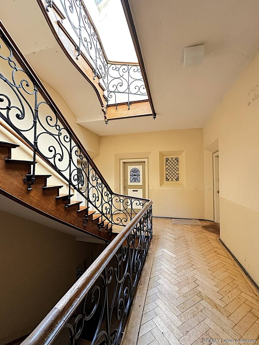 Sanierte 3 Zimmer – Altbauwohnung in der  MAXVORSTADT  2 Stock. Ruhige Nebenstrasse. Eigenbezug !, 80335 München (Altstadt-Lehel Ludwigsvorstadt-Isarvorstadt Maxvorstadt Neuhausen-Nymphenburg Schwanthalerhöhe)