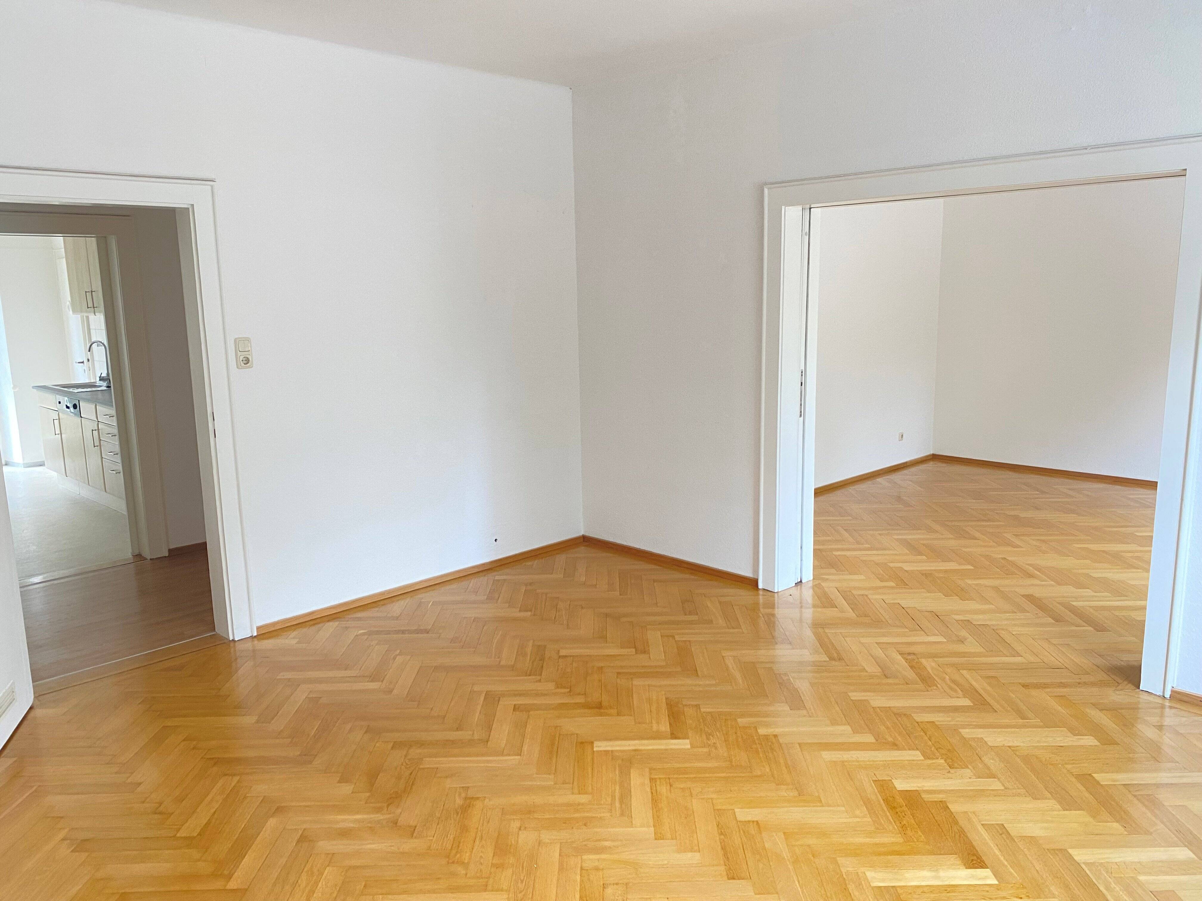 3-Zi-Wohnung mit Balkon am Stadtpark, 90409 Nürnberg (Großreuth h. d. Veste Gärten h. d. Veste Maxfeld Schoppershof)