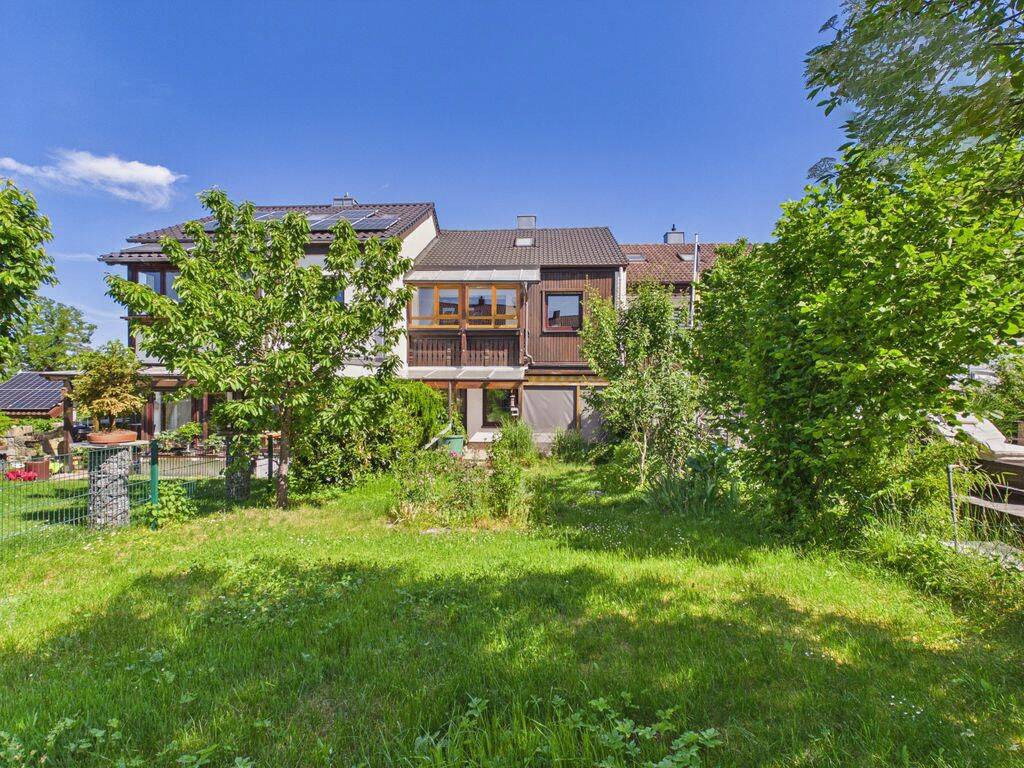Renoviertes Reihenmittelhaus mit Vesteblick in Coburg-Ketschendorf, 96450 Coburg