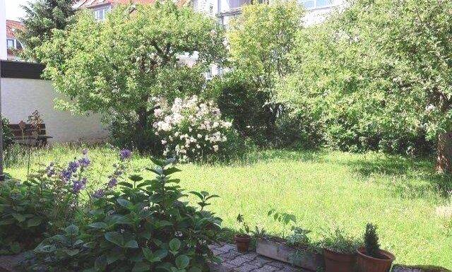 MFH in Echterdingen mit freien Wohneinheiten und großem Garten, 70771 Leinfelden-Echterdingen