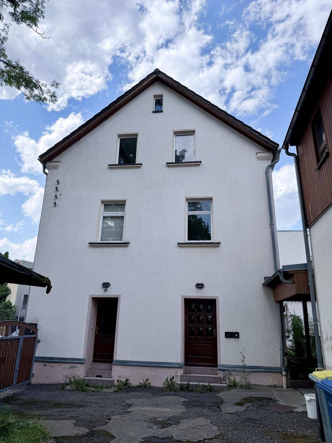 3 Wohnungen + 140 m² Nebengebäude – Ihr Projekt ab 85.000 €, 9350 Lichtenstein/Sa.