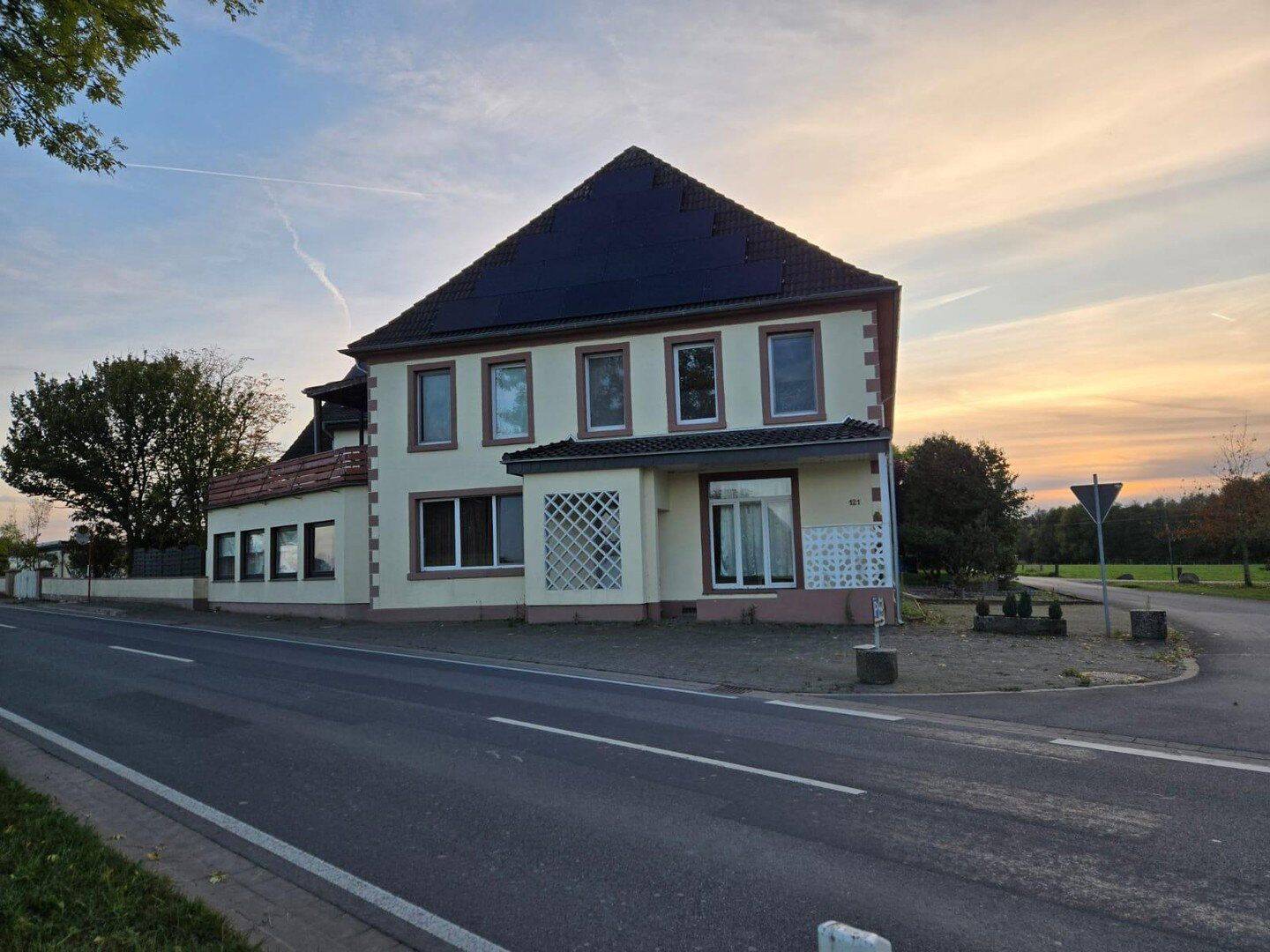 Zweifamilienhaus mit Scheune und großen Eigentumsgrundstück, 49201 Dissen am Teutoburger Wald