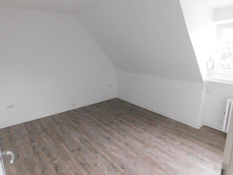 Schönes Heisingen: 2-Zimmer-Raumwunder mit großer Küche in sehr ruhiger Wohnlage, 45259 Essen (Heisingen)