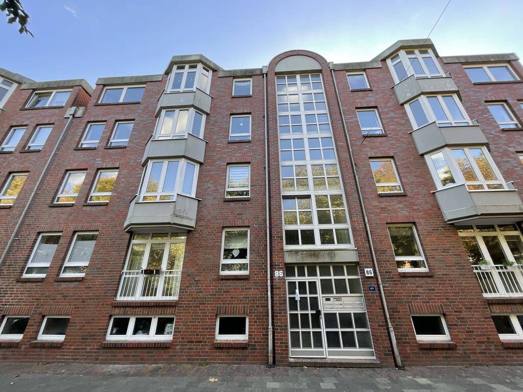 Wohnen in Wassernähe! Renovierte 3-ZKB-Balkonwohnung in der Südstadt zu vermieten!, 26382 Wilhelmshaven (Bant Heppens Innenhafen Innenstadt Siebethsburg)