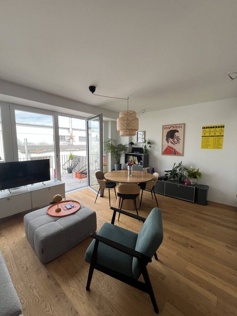 Schöne 2 Zi-Wohnung mit großem Balkon im Herzen des Tabakquartiers, 28197 Bremen