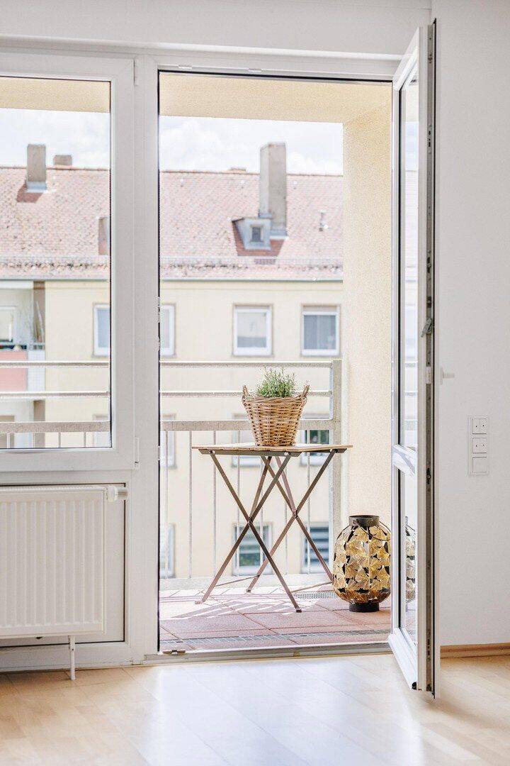 Seniorenwohnung im Betreuten Wohnen: Traumhafte, 2-Zimmer mit Balkon Nürnberg Rennweg, 90489 Nürnberg (Gärten bei Wöhrd Rennweg Veilhof Wöhrd)