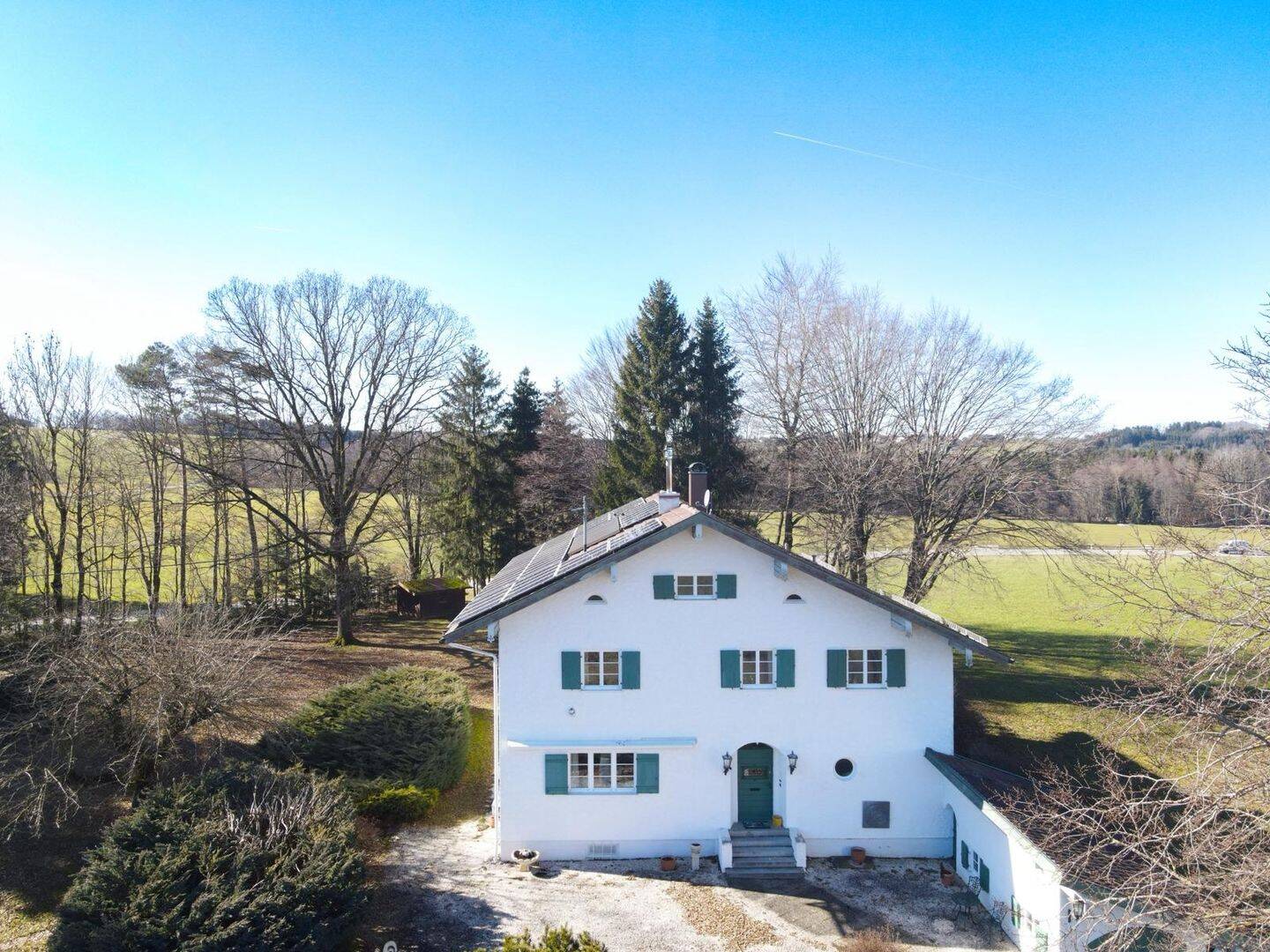 Stilvolle Landhausvilla eingebettet in eine einmalige Naturlandschaft, 87653 Eggenthal