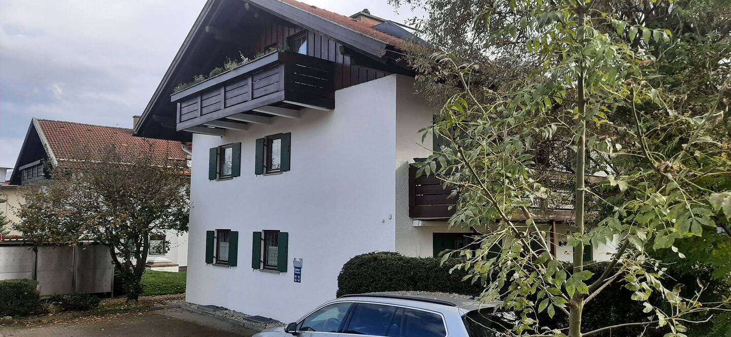Wohnen, wo andere Urlaub machen – charmante 2-Zimmer-Wohnung in Bad Kohlgrub, 82433 Bad Kohlgrub