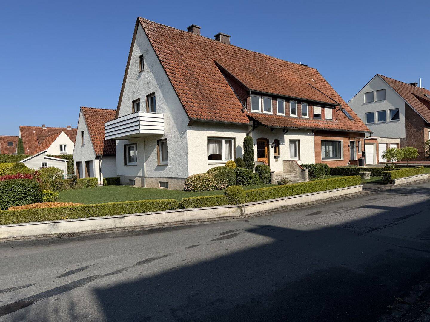 Doppelhaushaushälfte mit Einliegerwohnung auf Erbpachtgrundstück in Dissen, 49201 Dissen am Teutoburger Wald