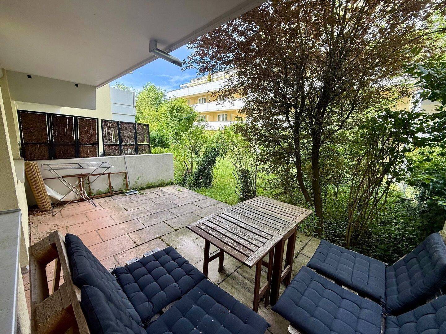 Bestlage Schwabing Englischer Garten: Apartment mit Terrasse, 80802 München (Maxvorstadt Schwabing-Freimann)