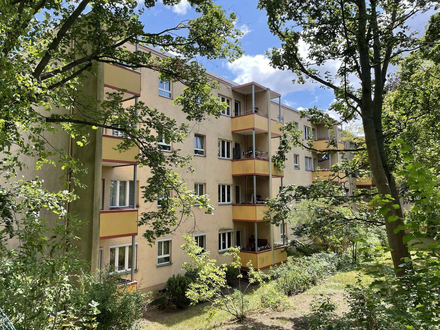 Zwei Einheiten – eine Vision: Großzügiges Wohnen mit Erweiterungspotenzial im Altbau in Steglitz, 12169 Berlin (Steglitz-Zehlendorf Steglitz)