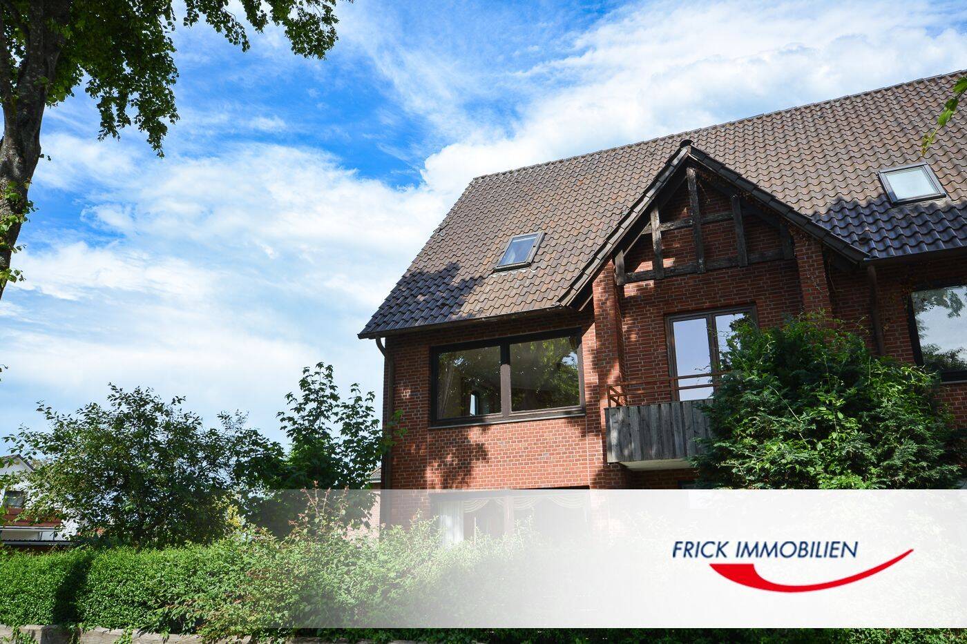 Große Doppelhaushälfte mit Garten, Stellplatz, Carport und Vollkeller, 23738 Lensahn
