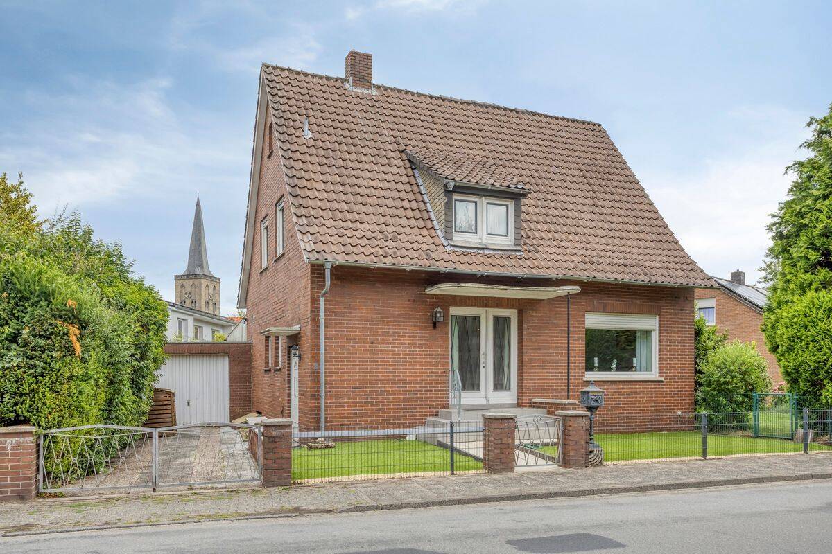Ankommen, wohlfühlen, Zuhause sein – Freistehendes Einfamilienhaus in schöner Wohnlage von Schüttorf, 48465 Engden