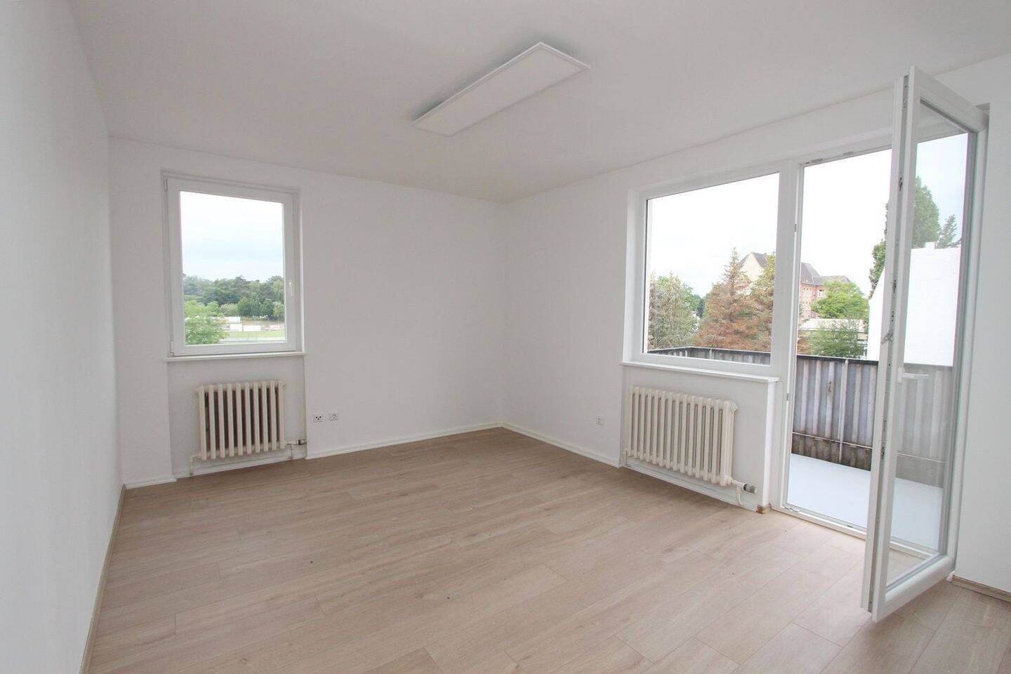 ***1 ZKB Appartement mit Balkon in Uninähe sucht neuen Mieter***, 34127 Kassel