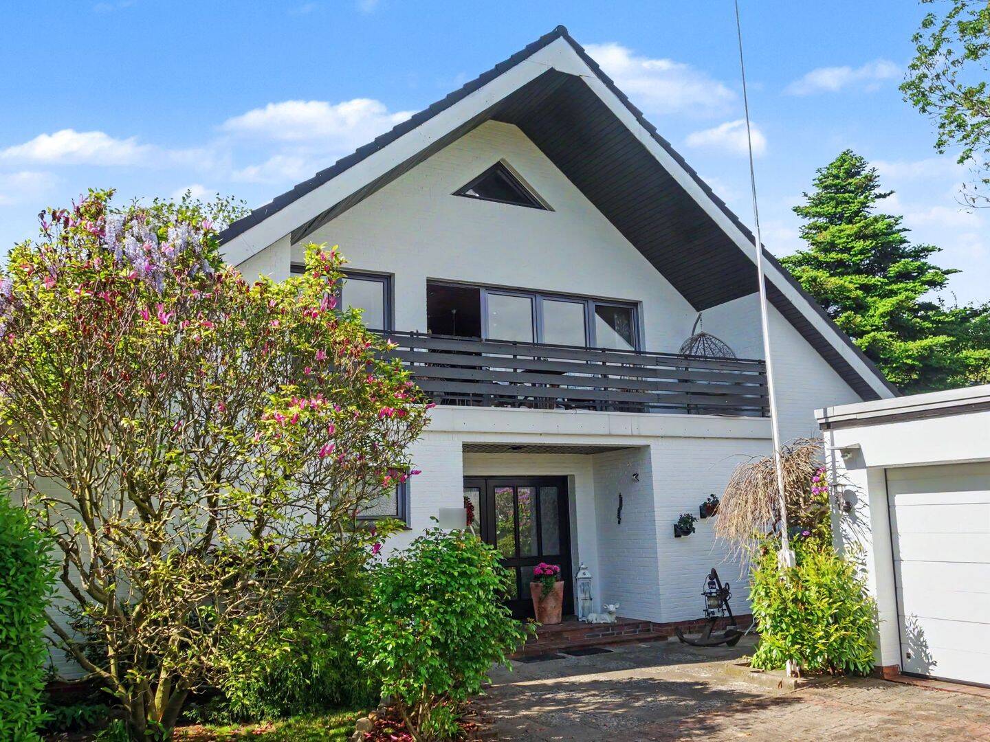 Exklusives Einfamilienhaus mit Garage in bevorzugter Lage Nähe Elbdeich in Brunsbüttel, 25541 Brunsbüttel