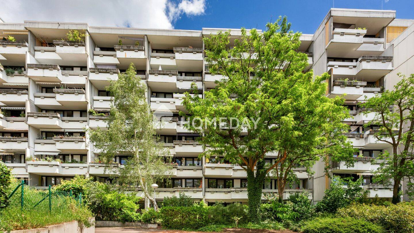 Kernsanierte 3-Zimmer-Wohnung mit Balkon, Garagenstellplatz und Aufzug in Mainz-Finthen, 55126 Mainz (Finthen Layenhof)