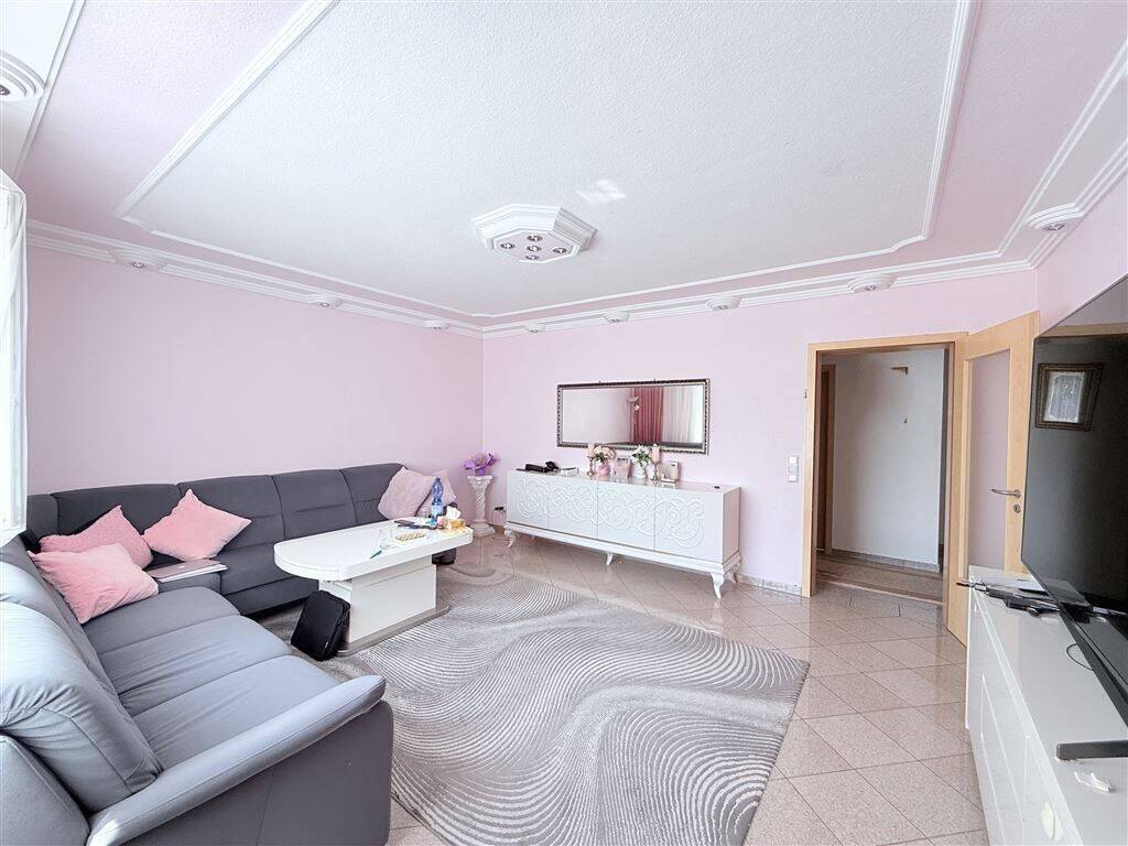 Wohnkomfort auf ganzer Linie – modernisierte 3-Zimmer-Wohnung in Köln-Nippes, 50739 Köln (Nippes Bilderstöckchen Longerich Mauenheim Weidenpesch)