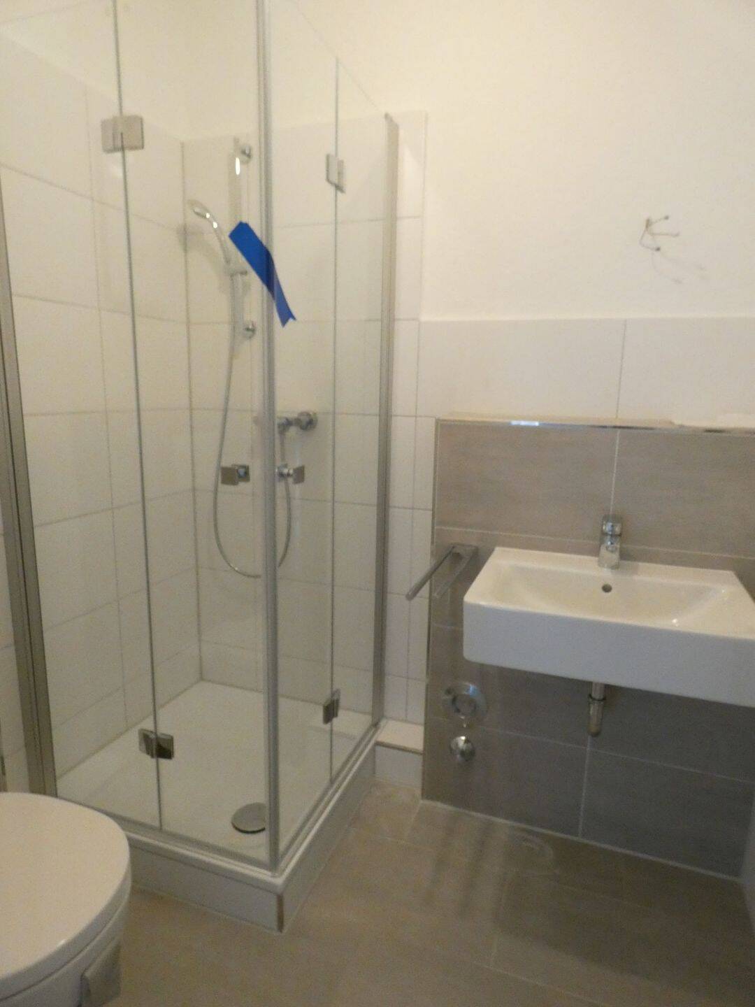 ** Wir modernisieren umfangreich und hochwertig für Sie **, 45147 Essen (Frohnhausen Holsterhausen Rüttenscheid)