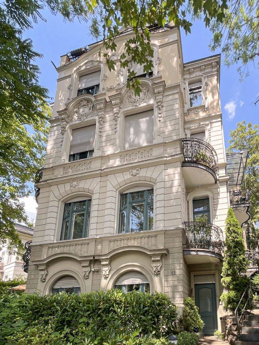 Home in the City, grüne Altbau-Oase in Wiesbaden! Kulturdenkmal-Villa, helle 2 Zi, 2 Balkone, 80 m², 65195 Wiesbaden (Wiesbaden)