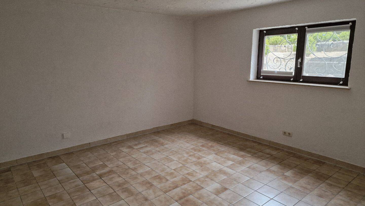 Einliegerwohnung in Poxdorf (6km nach FO / 10km nach ER) zu vermieten!, 91099 Poxdorf