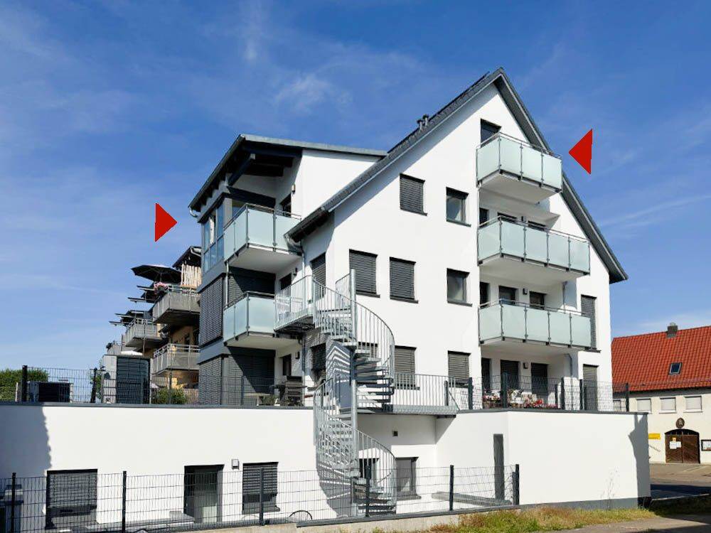 Im Zentrum von Neu-Ulm/Pfuhl neuwertige exklusive 2-Zi.-Maisonette mit Aufzug, EBK, 2 Balkone + TG, 89233 Neu-Ulm