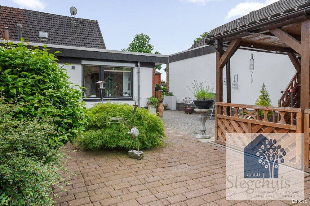***STEGEHUIS GMBH*** Gepflegte und Modernisierte Doppelhaushälfte im Westen von Gronau., 48599 Gronau (Westf.)