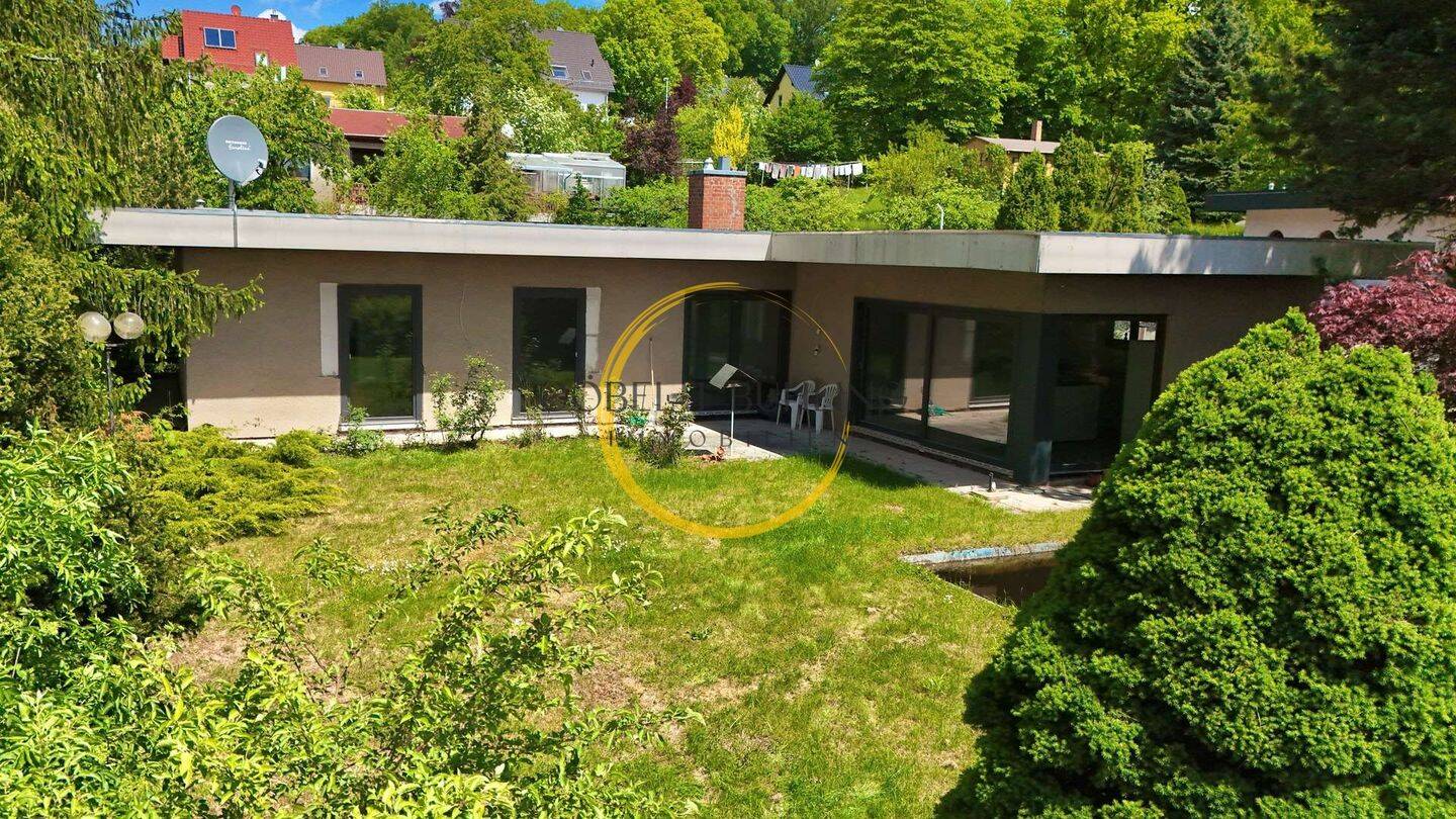 Modernisierter Winkelbungalow in traumhafter Waldrandlage-einziehen, wohlfühlen & die Natur genießen, 7548 Gera