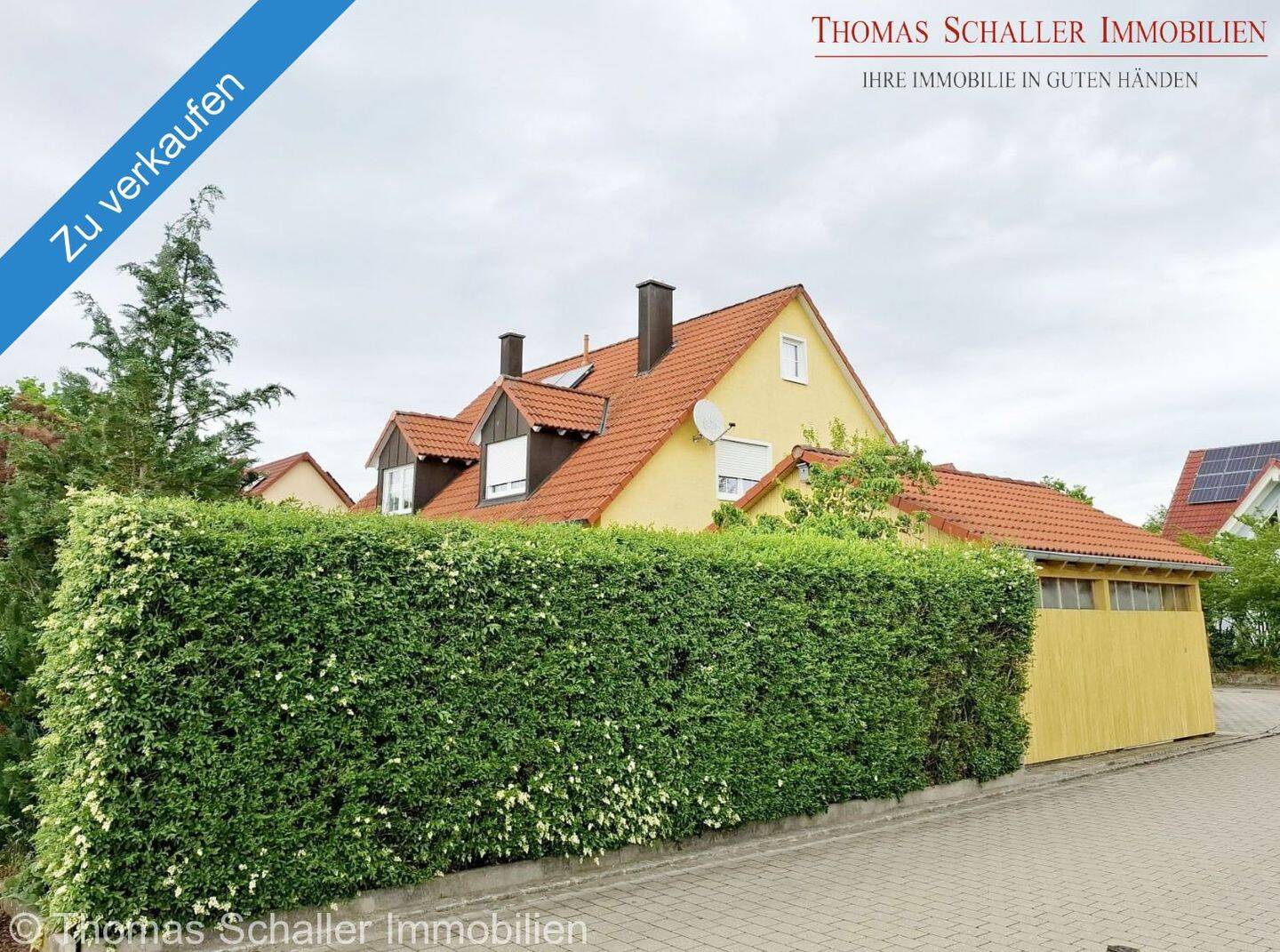 Attraktive Doppelhaushälfte in besonderer und ruhiger Wohnlage, 90584 Allersberg