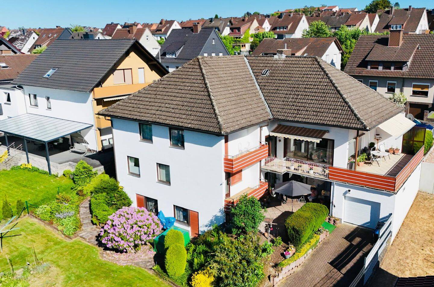 Freistehendes Einfamilienhaus mit Einliegerwohnung in attraktiver Wohnlage von Uslar, 37170 Uslar