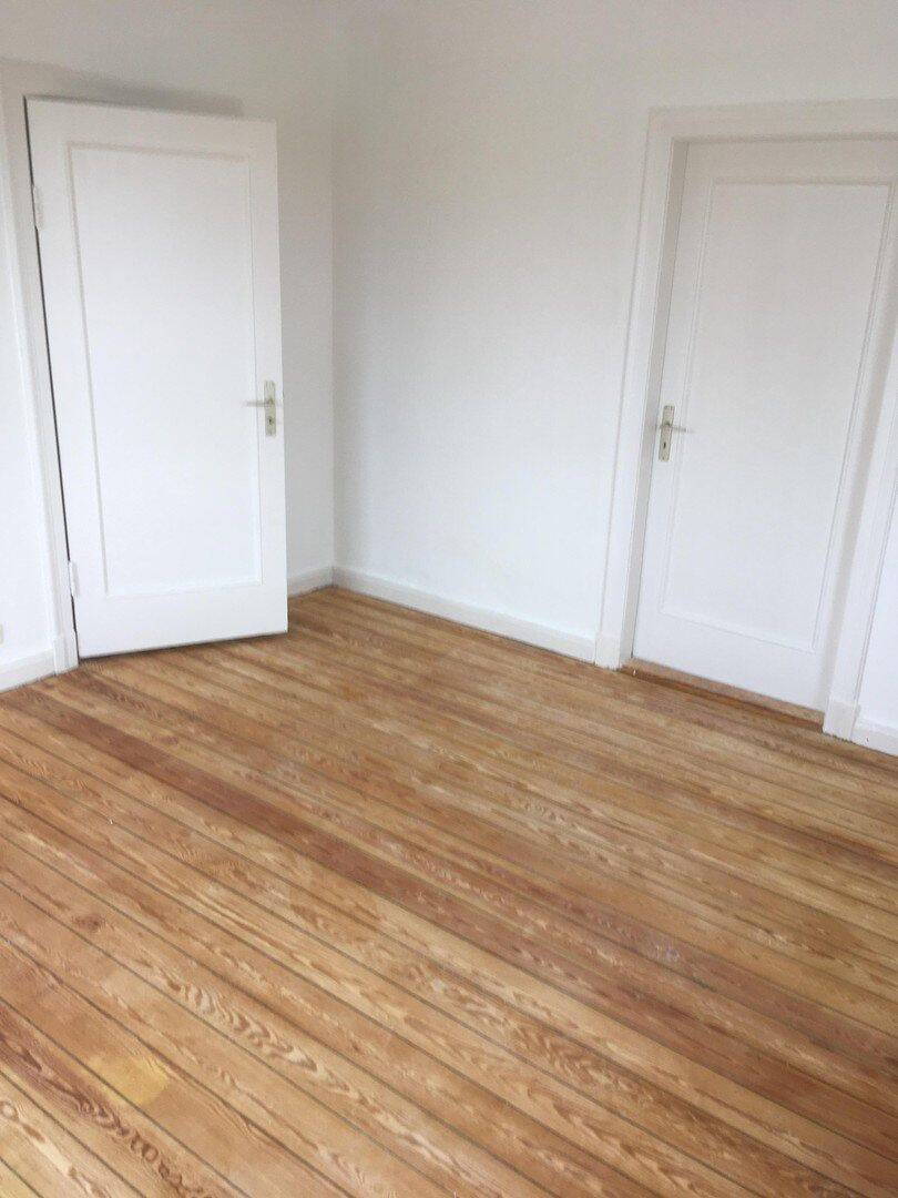 Ideal für Studierende: schöne 3- Zimmer Wohnung in Elmschenhagen, 24146 Kiel (Elmschenhagen-Süd)