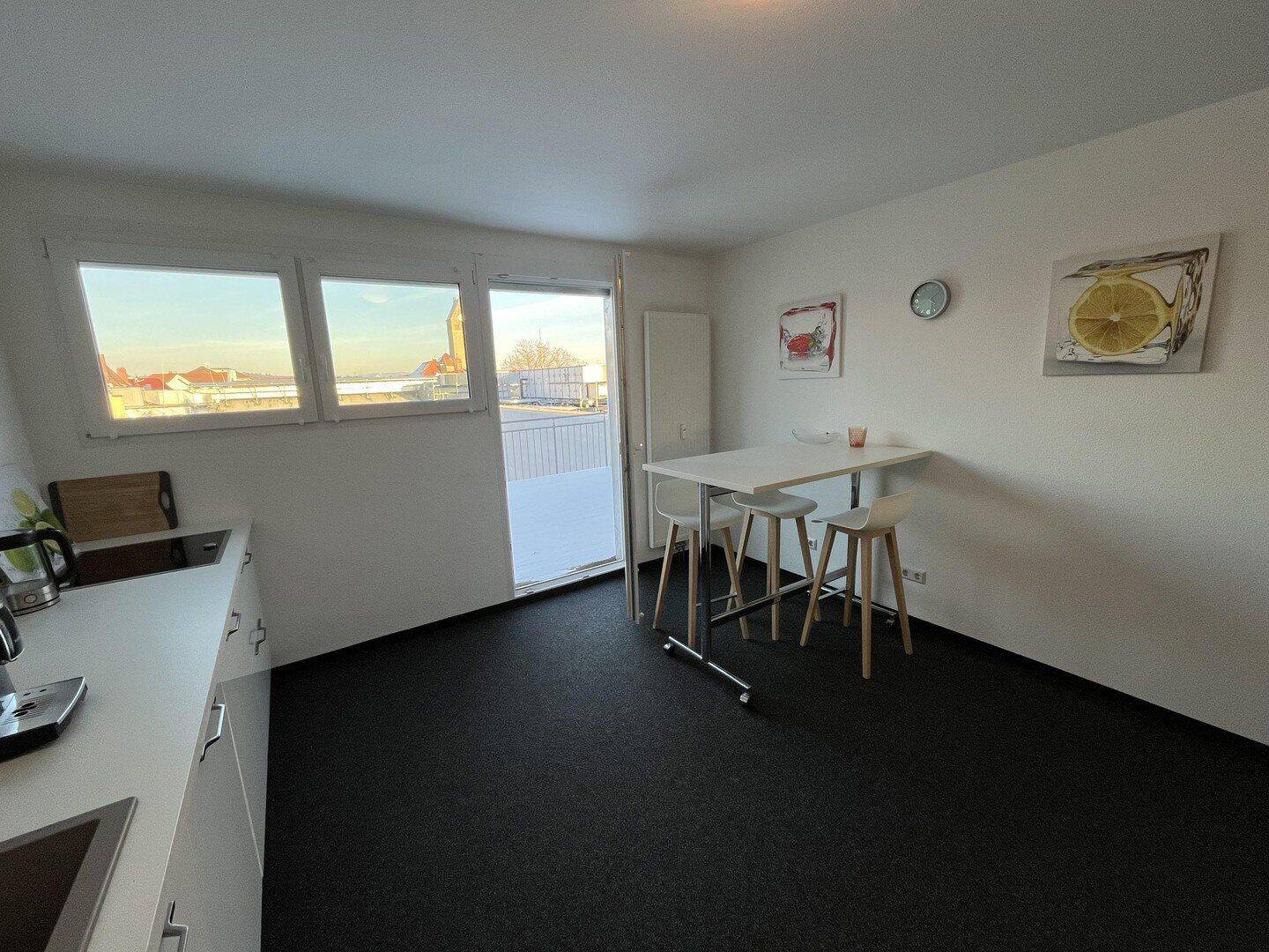 Großzügige 4 Zimmer Wohnung in Singen in Top Lage zu vermieten, 78224 Singen (Hohentwiel)