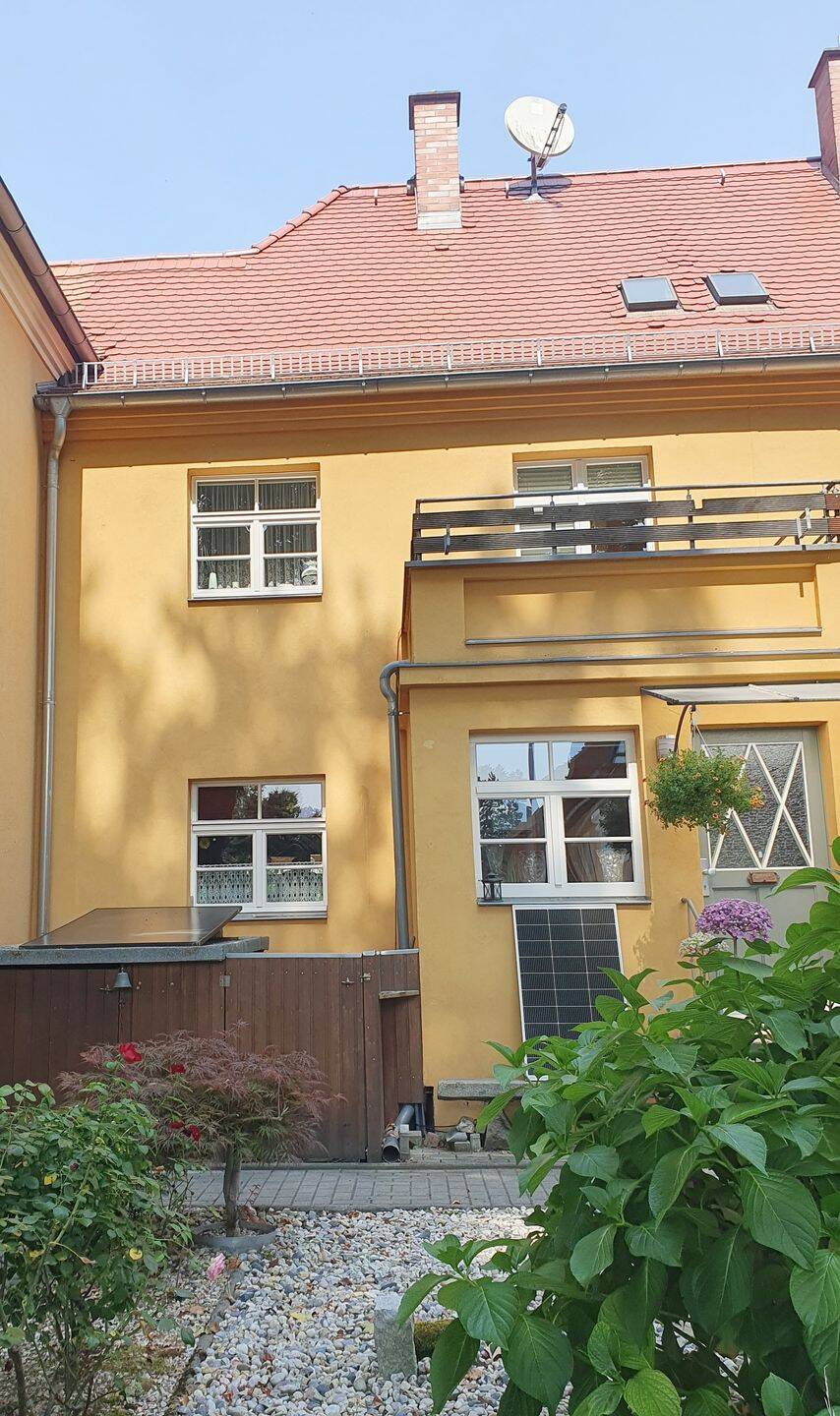 Doppelhaushälfte mit grünem Grundstück im schönen Laubegast!!!, 1279 Dresden (Blasewitz Laubegast Leuben Seidnitz/Dobritz Tolkewitz/Seidnitz-Nord)