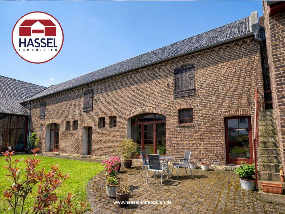 Ebenerdiges Wohnen mit Stil im denkmalgeschützten, geschlossenen Vierkanthof, 53909 Zülpich