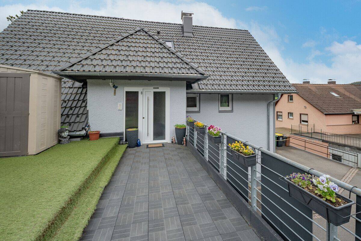 Wohnen wie im eigenen Haus – 6,5-Zimmer-Eigentumswohnung, 78089 Unterkirnach