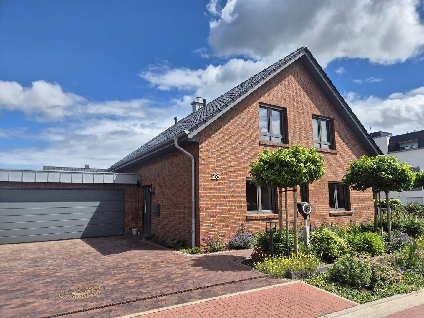 Modernes Wohnhaus mit hochwertiger Ausstattung, PV- Anlage und Doppelgarage in Harpstedt, 27243 Harpstedt