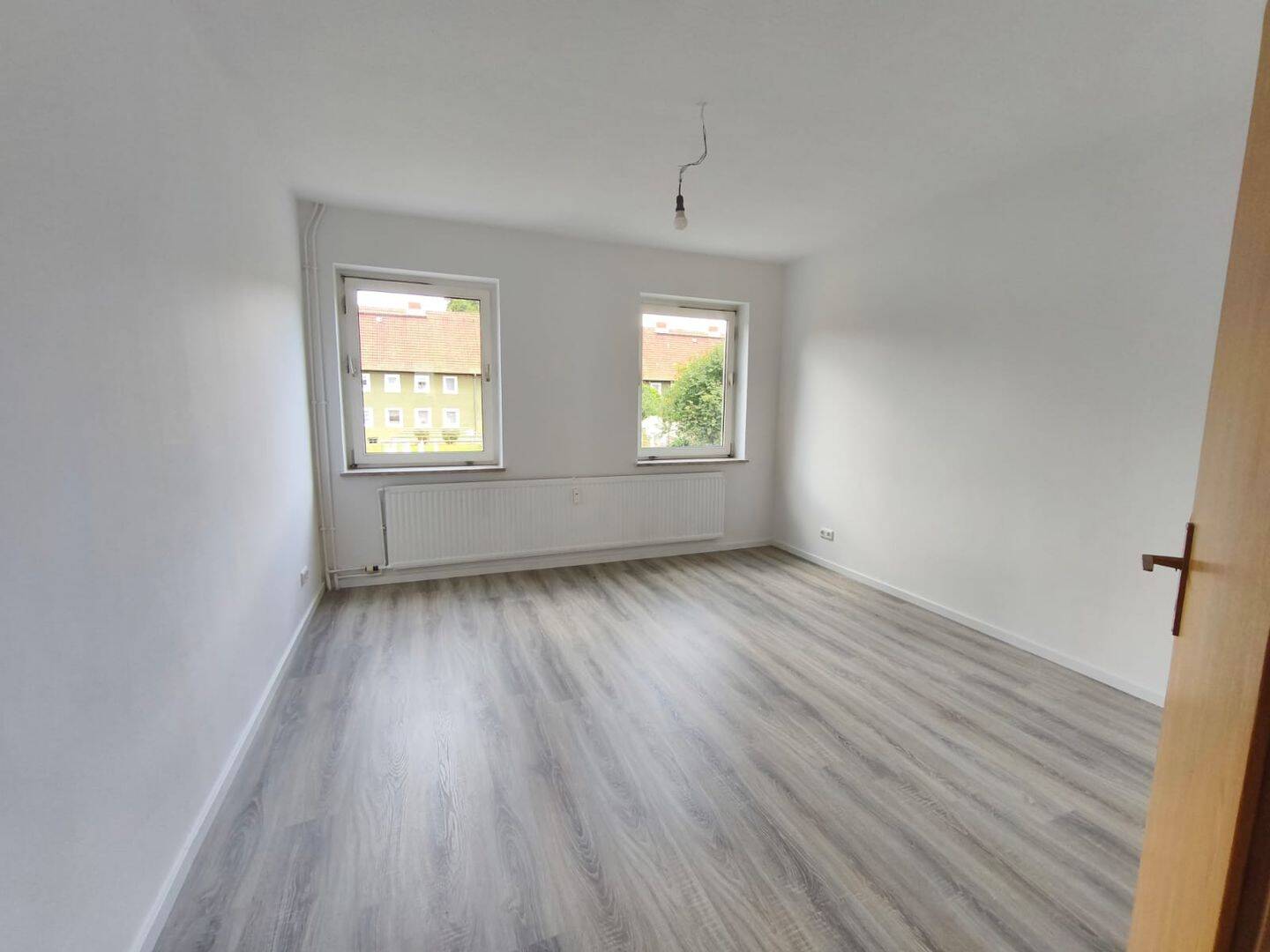 Lehre fertig, Wohnung fällig – 3 Zimmer für frischen Wind in Lebenstedt, 38226 Salzgitter (Lebenstedt)