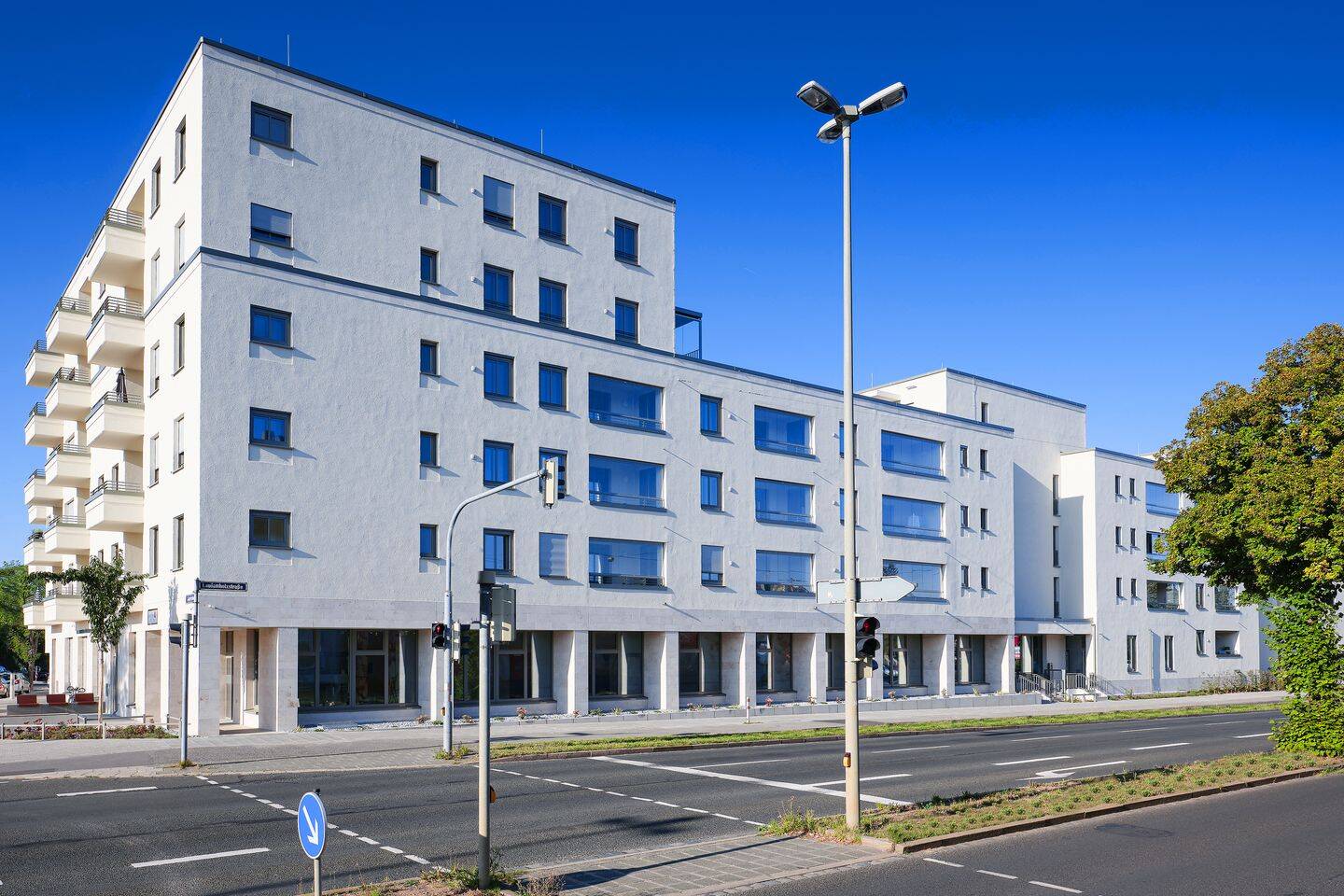 2-Zimmer-Service-Wohnung für Senioren mit Loggia im Quartier Langseestraße, 90482 Nürnberg (Freiland Laufamholz Mögeldorf Rehhof Unterbürg)