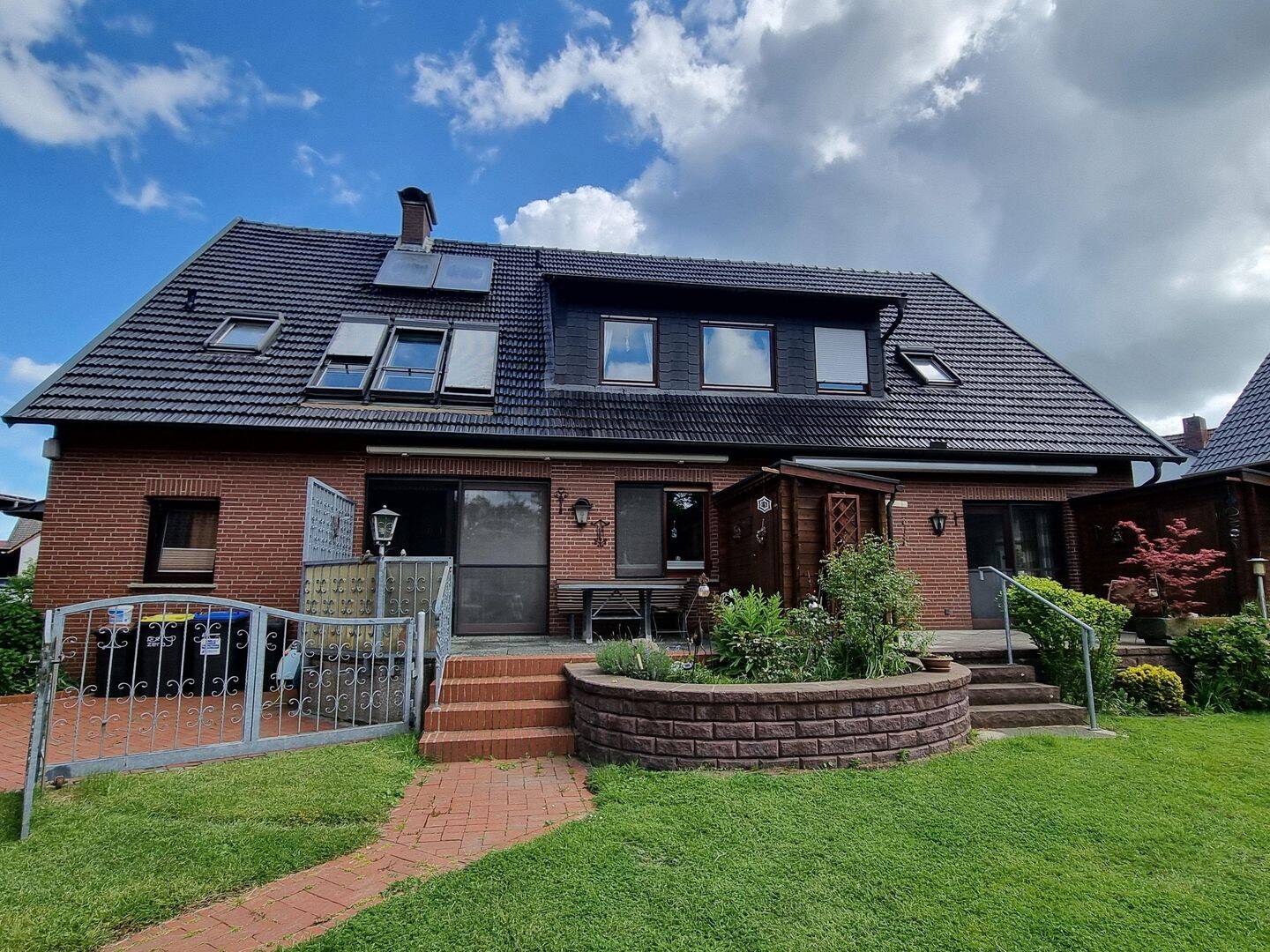 Zweifamilienhaus mit Scheune und Remise in Hille-Hartum, 32479 Hille