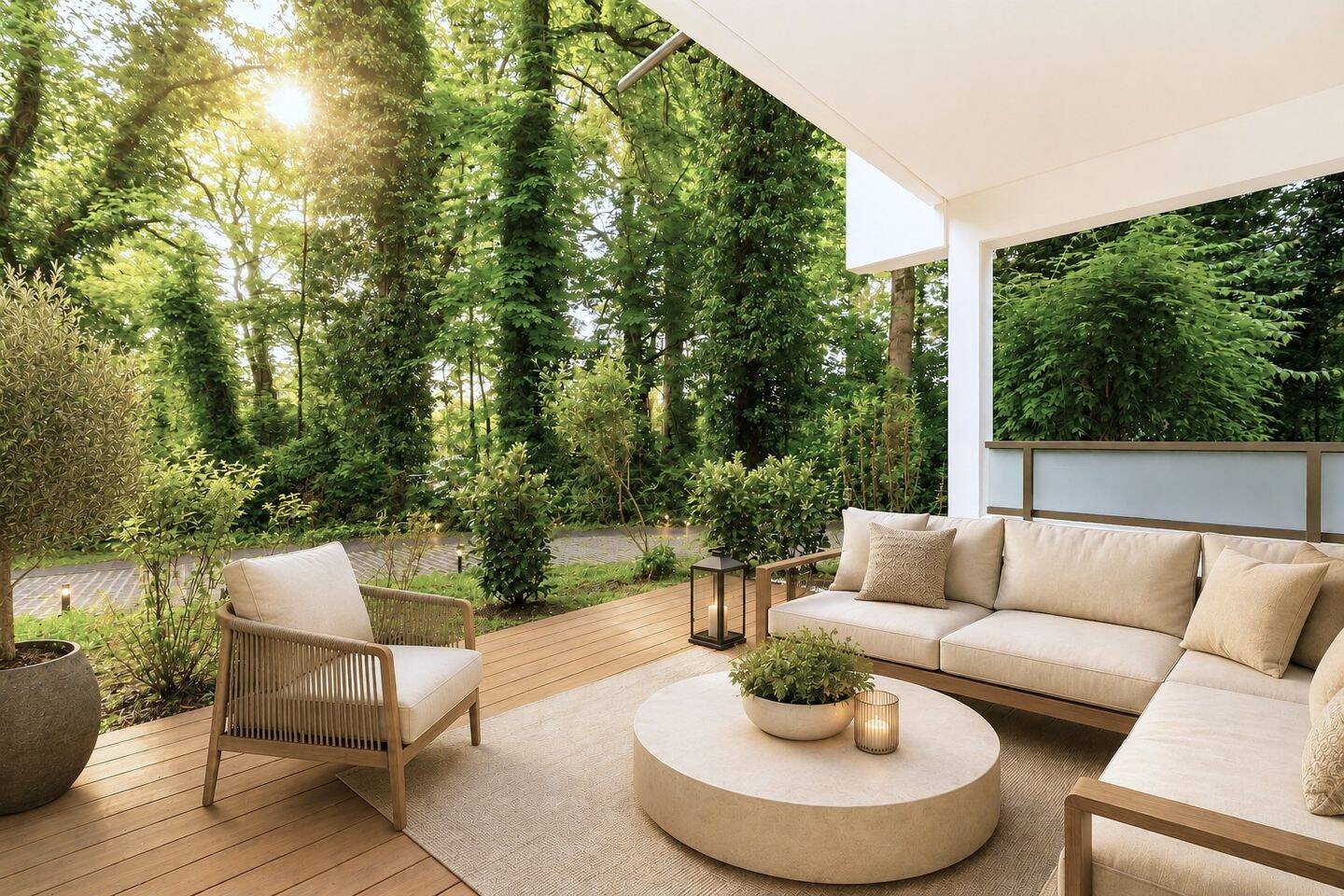 Traum im Grünen: Großzügige, modernisierte 2-Zimmer-Erdgeschosswohnung mit Terrasse