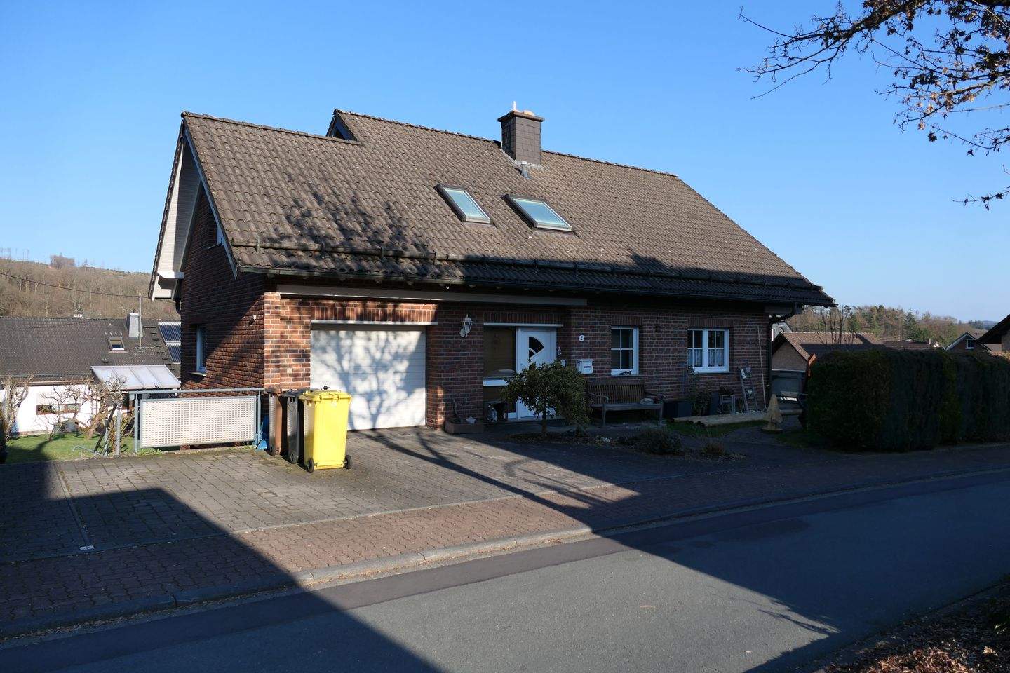 Familienfreundliches Einfamilienhaus in reizvoller Naturlage, 57271 Hilchenbach