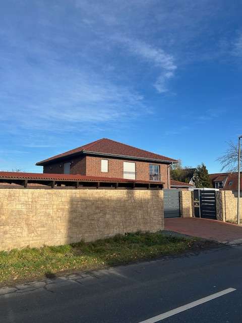 Exklusive Stadtvilla und separater Bungalow mit Top-Ausstattung – alle Generationen unter einem Dach, 38159 Vechelde