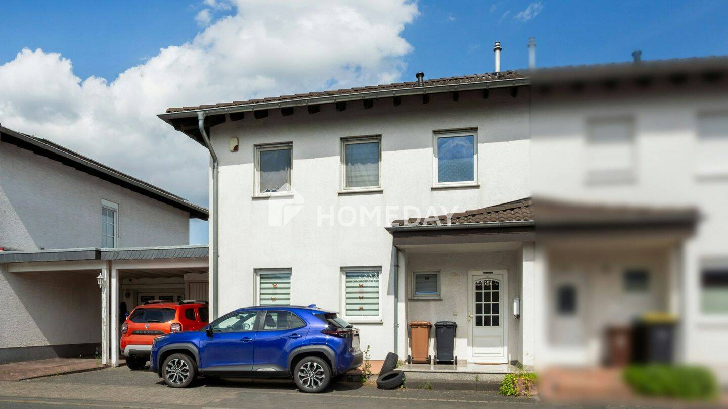 Platzwunder nahe Köln/Bonn: Moderne Doppelhaushälfte mit 5-Zimmern und Garten in Niederkassel, 53859 Niederkassel