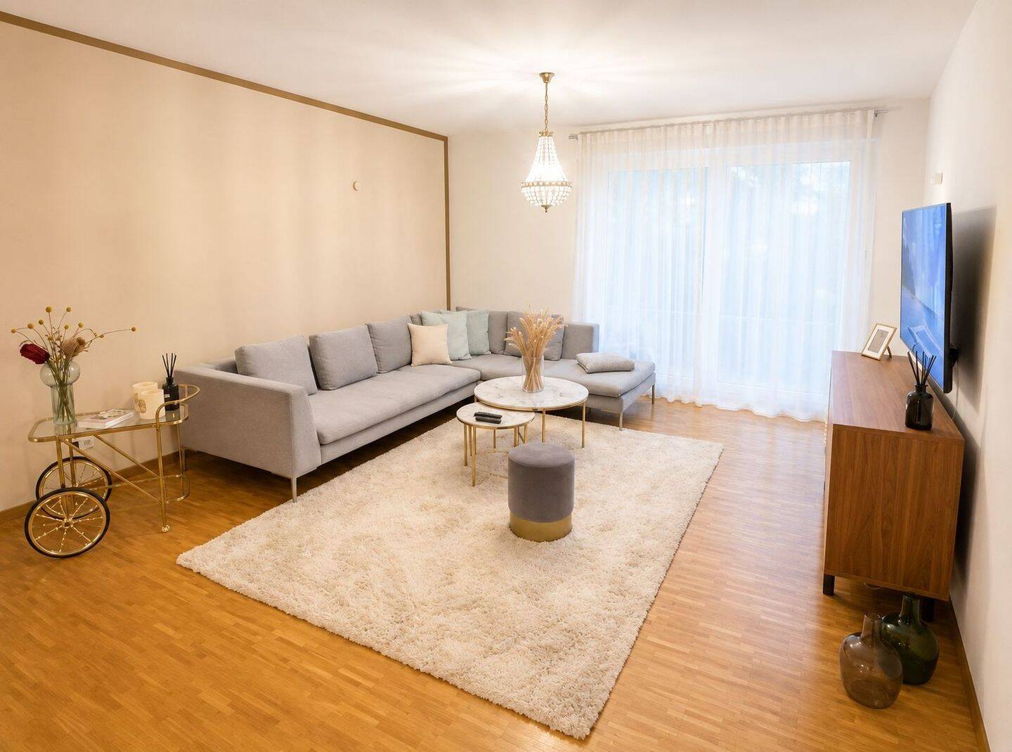 Vollmöbiliert zentral einzugsbereit, 63065 Offenbach am Main (Offenbach am Main)