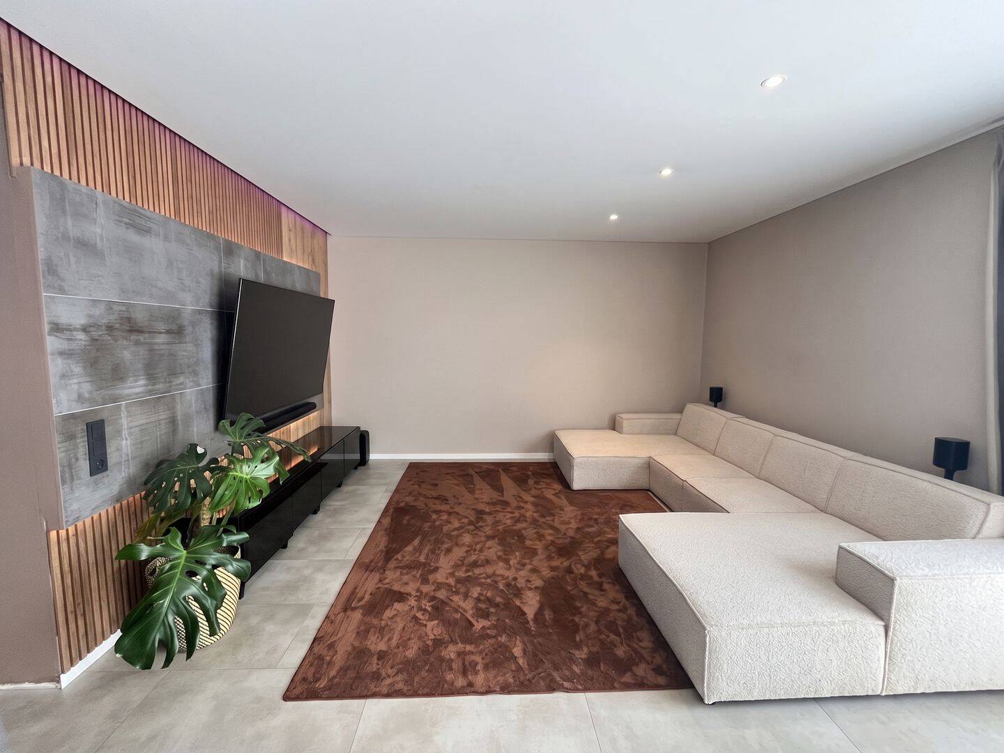 Neuwertiges Einfamilienhaus mit Pool, Doppelgarage und Energieklasse A+ in ruhiger Lage von Hünfeld!, 36088 Hünfeld