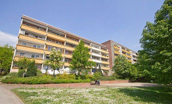 Kleine 2-Zimmerwohnung mit Balkon., 6120 Halle (Saale) (Dölau Heide Nord Heide Süd Kröllwitz Lettin)