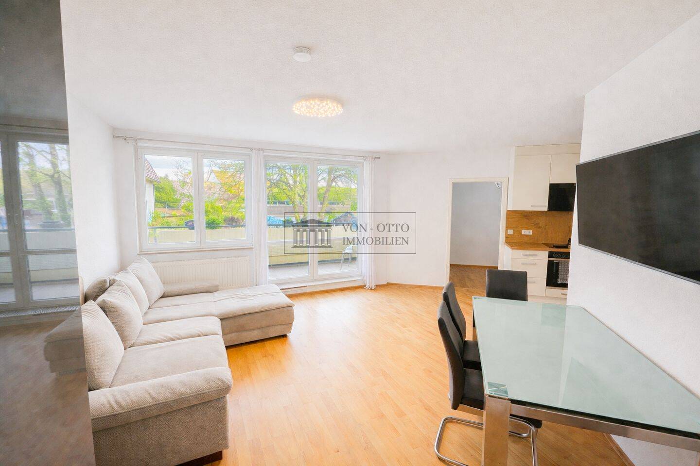 Einziehen oder investieren – gepflegte Wohnung mit Balkon, 13158 Berlin (Pankow)