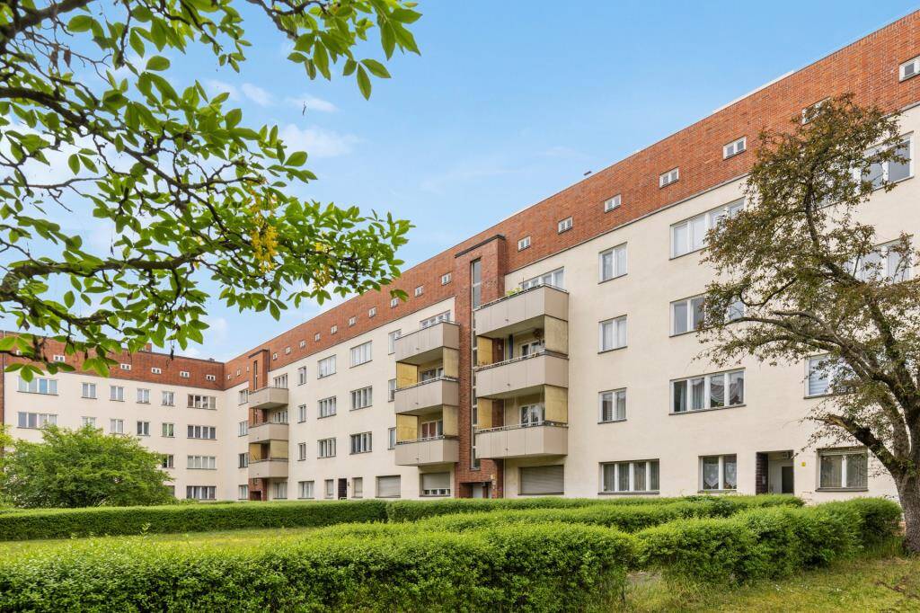 Oase in der Großstadt: Gepflegtes Wohnensemble mit großem, grünen Innenhof, 13403 Berlin (Reinickendorf Kolonie Erholung Kolonie Gartenfreunde Tegel Wittenau)