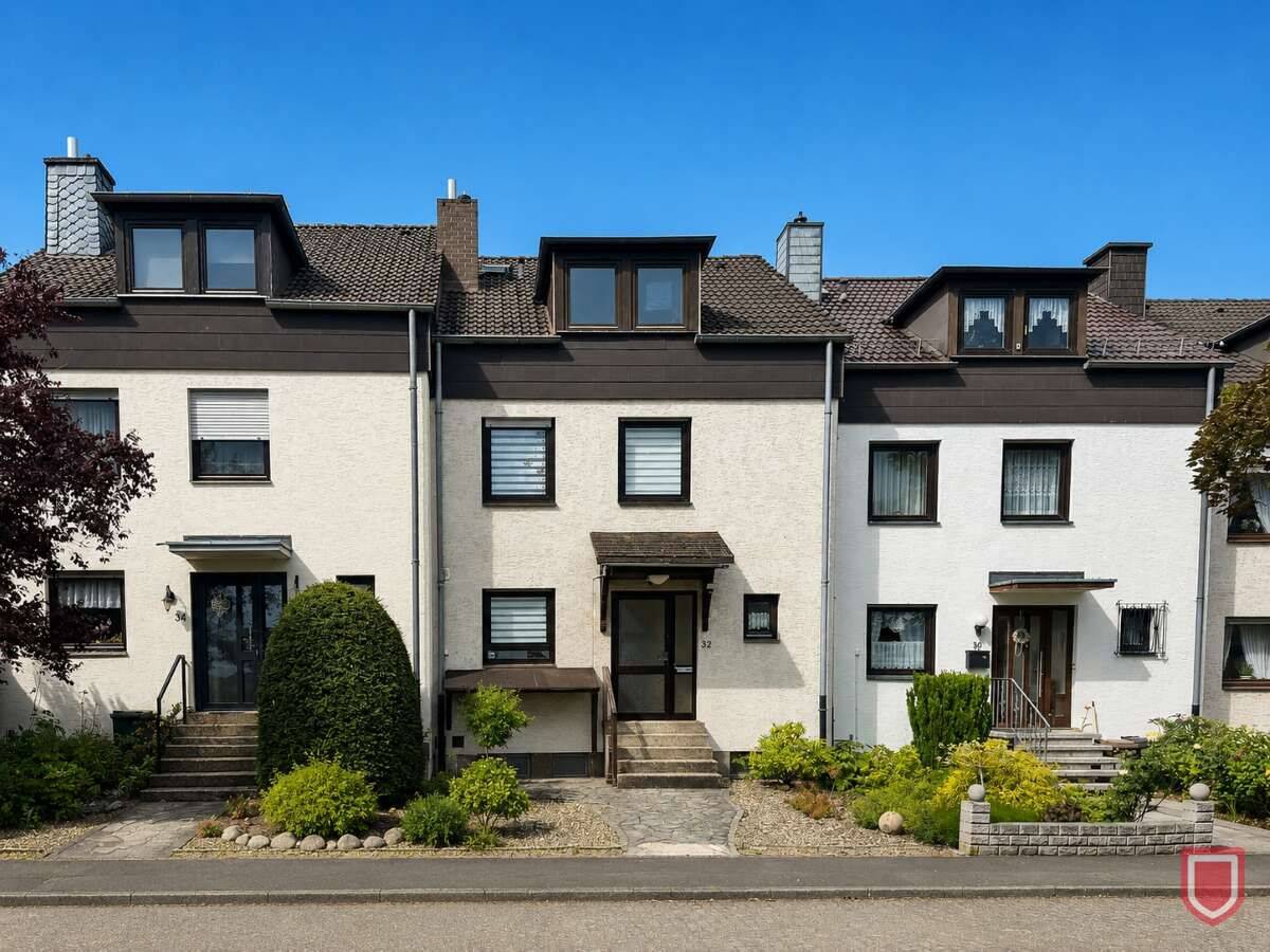 Großes Reihenmittelhaus mit Garage in Obervellmar, 34246 Kassel (Hof Mondschirm)