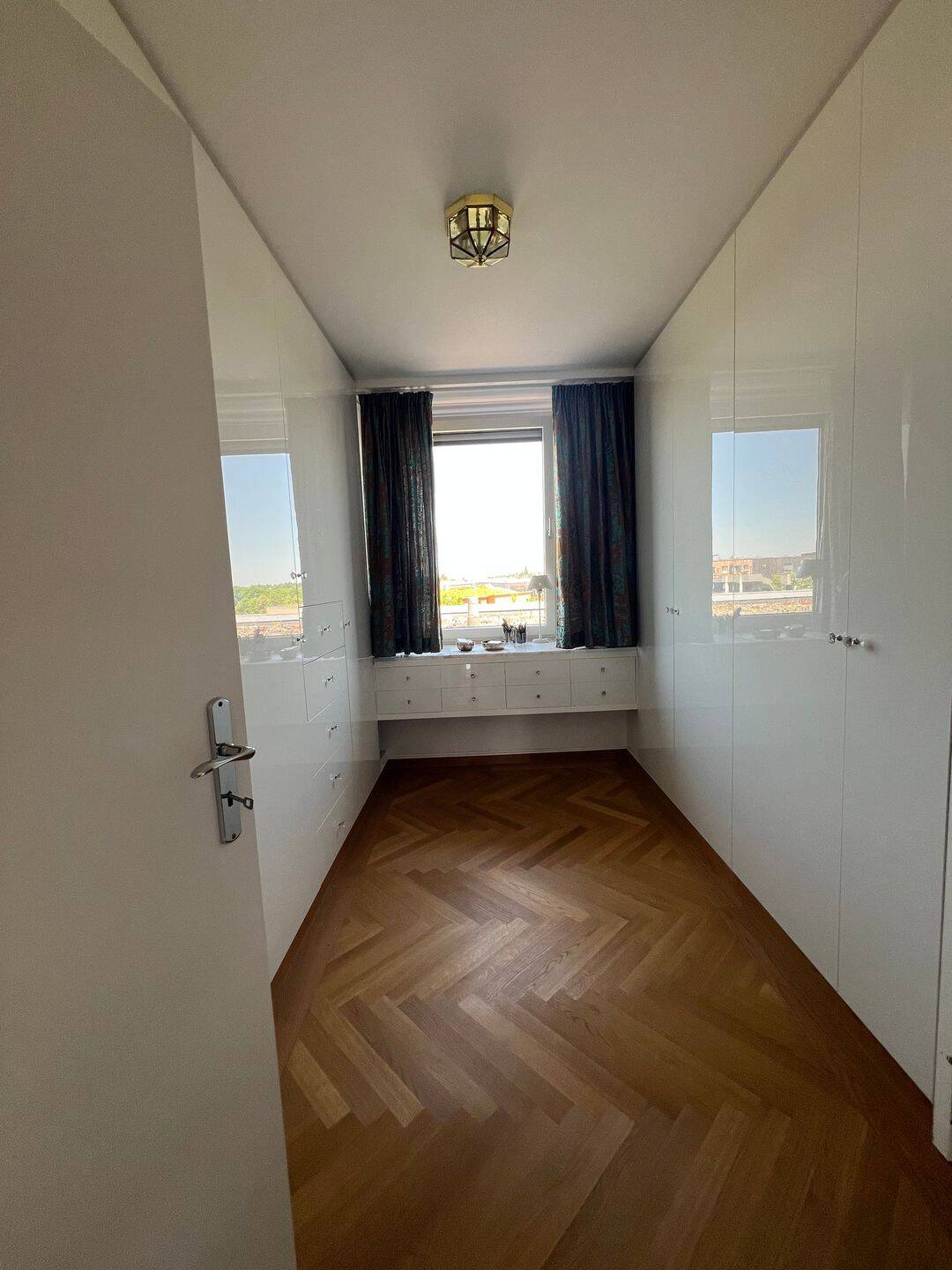 Exklusives Penthouse im Grünen mit unverbautem Alpenblick, 81476 München (Thalk. Obersendl.-Forsten-Fürstenr.-Solln)